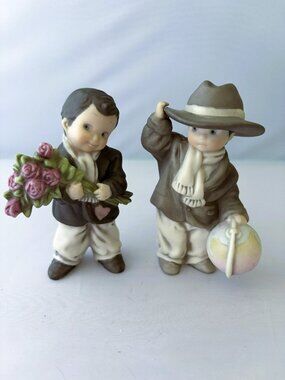Two Vintage Figurines Artist Kim Anderson 1995 Pretty as a Picture by Enesco,